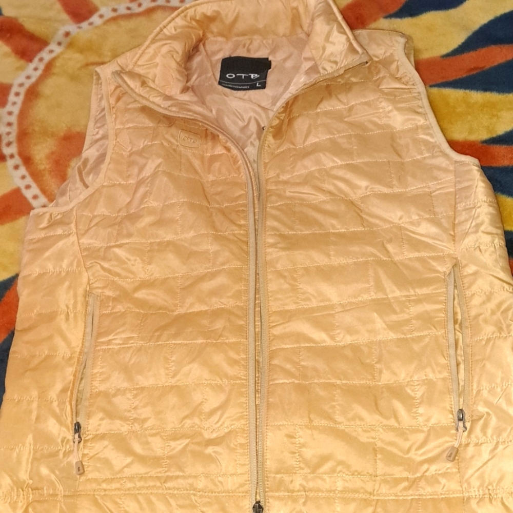 OTB Men's tan vest sz XL